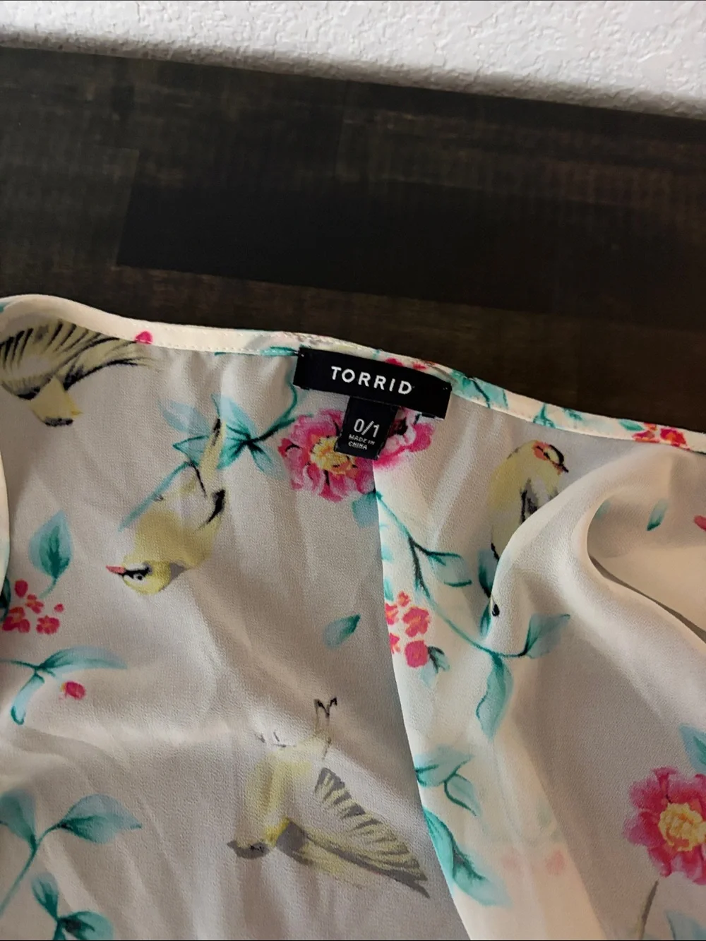 Torrid White Bird & Floral Duster Kimono Topper Size 0X/1X Boho Cottagecore